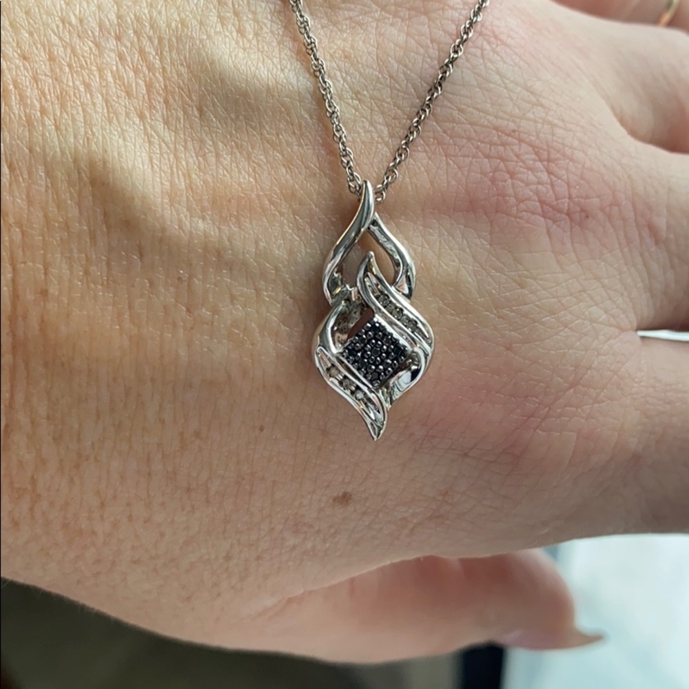 Sterling Silver necklace White & Black Diamonds